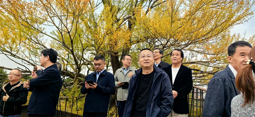 内蒙古自治区工程咨询协会考察交流活动在西乌素图村民中心圆满举行